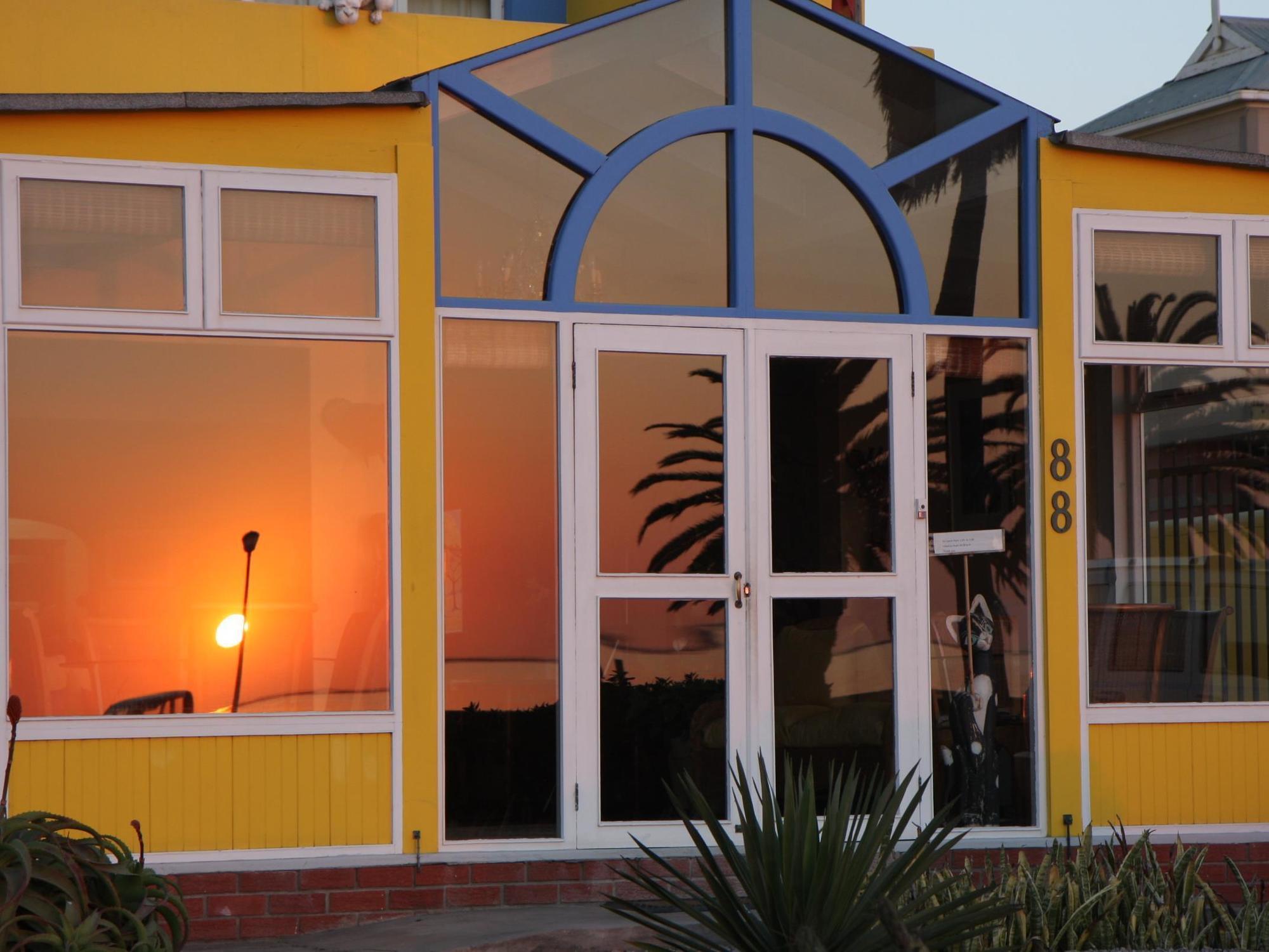 Lagoon Lodge Walvis Bay Ngoại thất bức ảnh